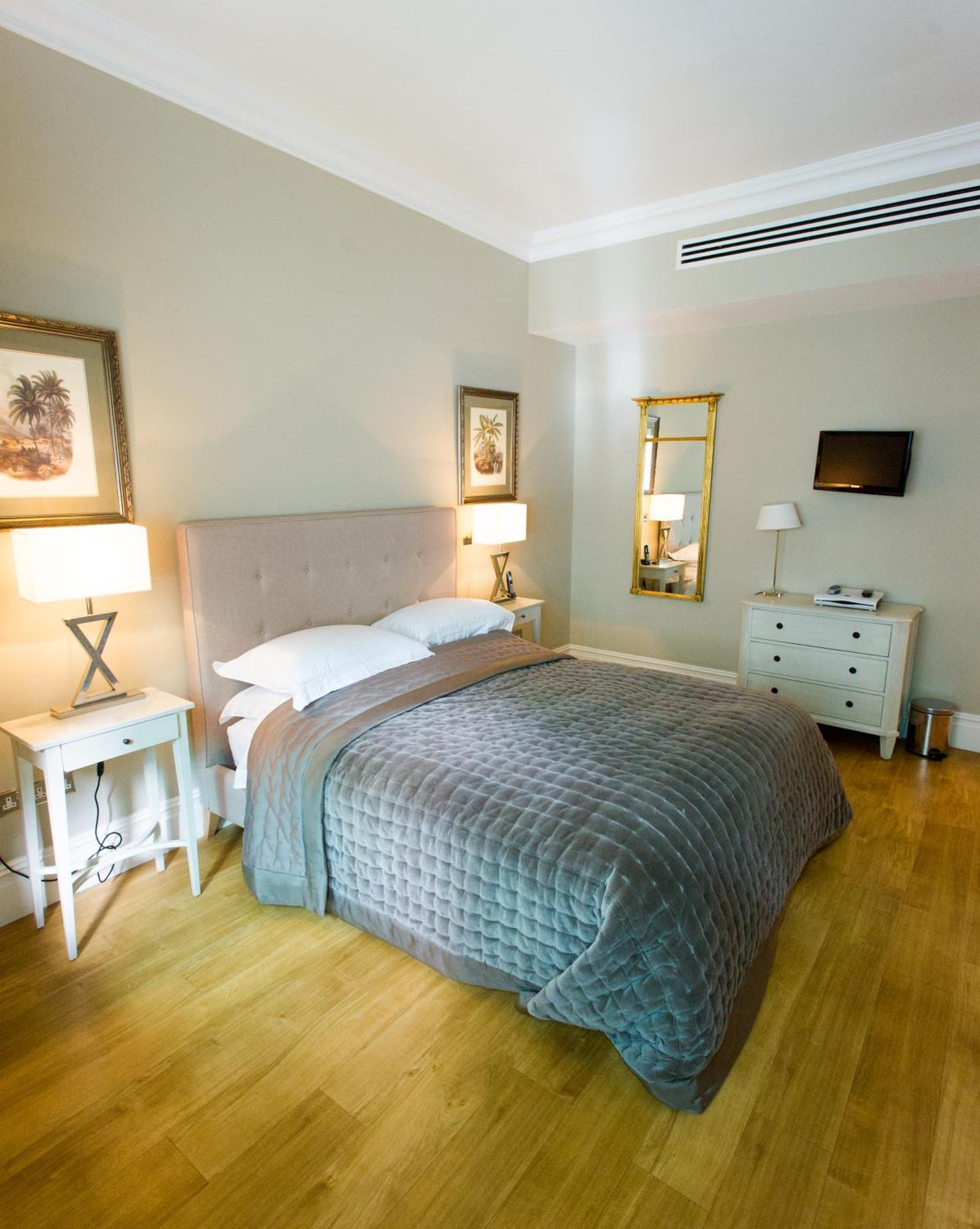 9 Hertford Street Лондон Номер фото